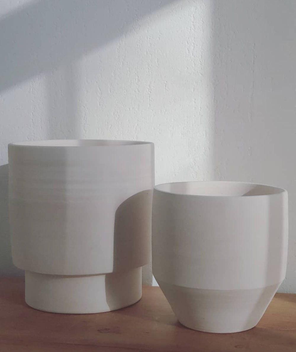 poterie tournage vase grès